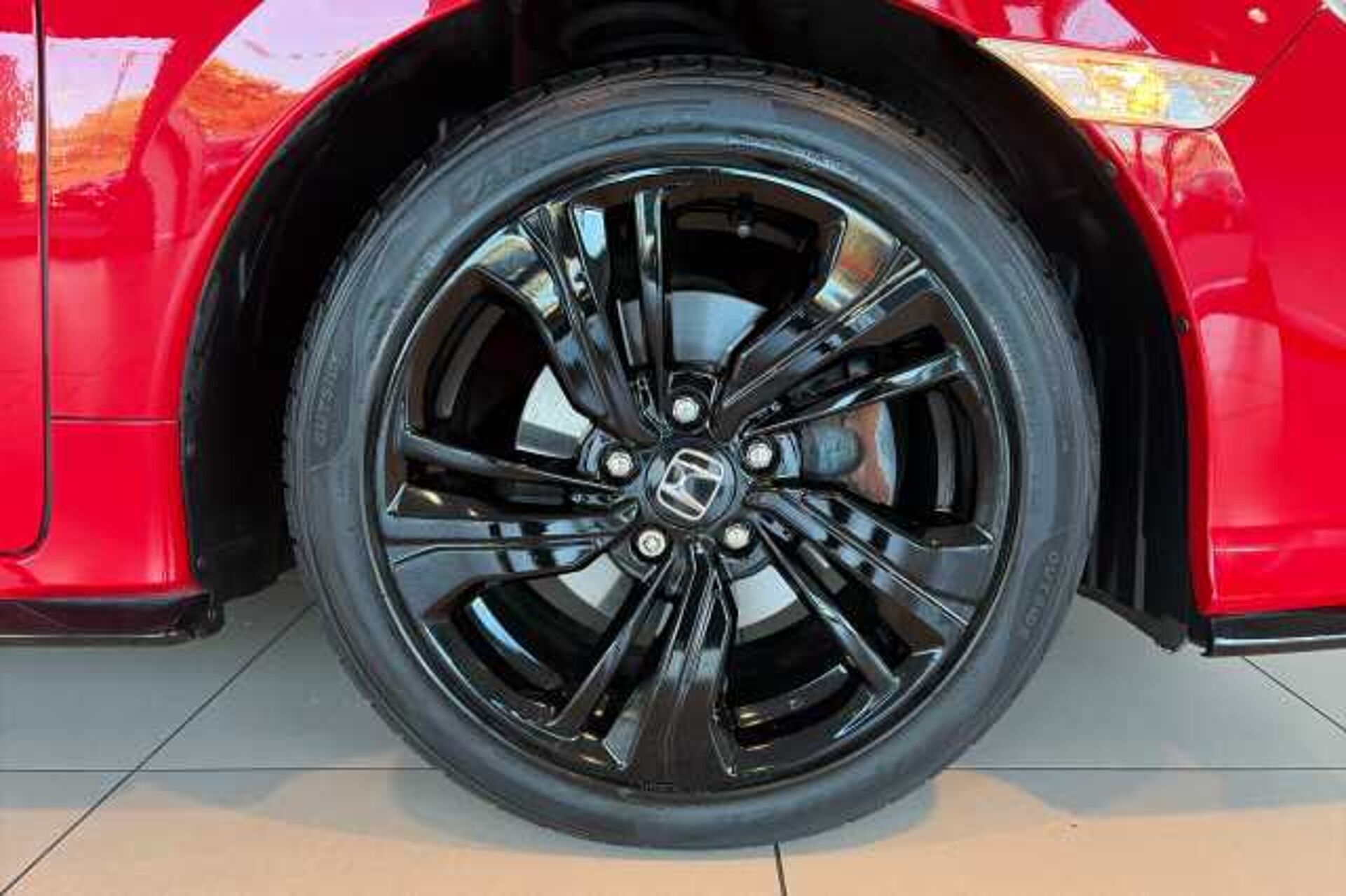 Honda Civic 1.5 VTEC Turbo Sport Plus 5dr CVT 