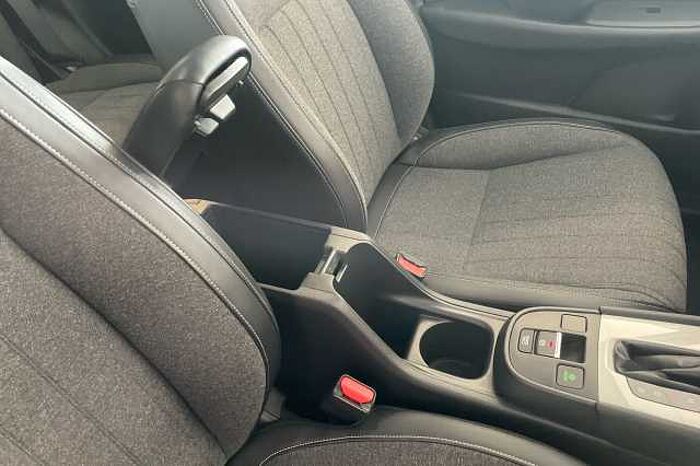 Honda Jazz e:HEV 1.5 i-MMD Hybrid SR 5dr eCVT 