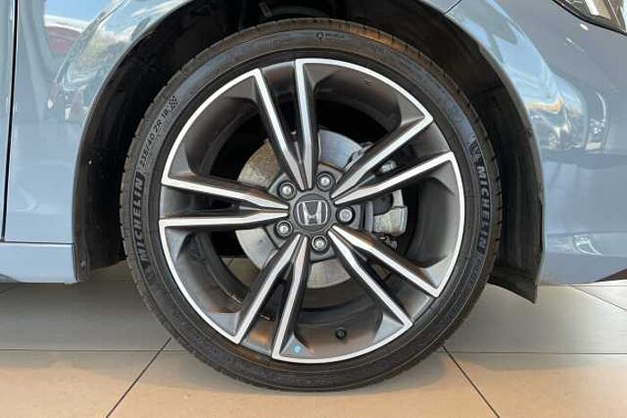 Honda Civic e:HEV 2.0 eHEV Advance 5dr CVT 