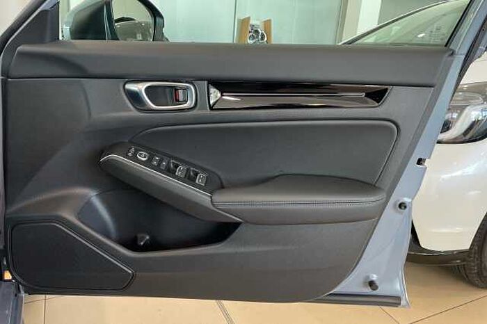 Honda Civic e:HEV 2.0 eHEV Advance 5dr CVT 