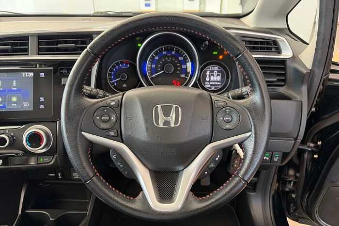 Honda Jazz 1.5 i-VTEC Sport Navi 5dr 