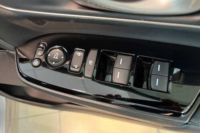 Honda CR-V Hybrid 2.0 i-MMD Hybrid SR 5dr eCVT 