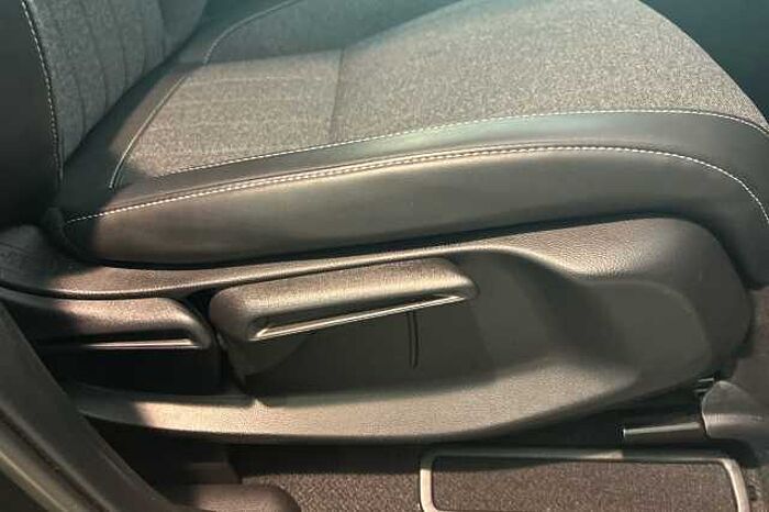 Honda Jazz Hybrid 1.5 i-MMD Hybrid Advance 5dr eCVT 